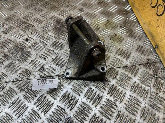 Кронштейн генератора UD82NH Nissan Almera