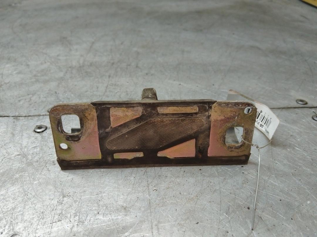 Ответная часть замка багажника QHBUZL Audi A4 - Фото 3