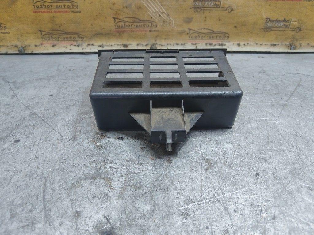 Вещевой ящик центральной консоли JTH412 Volkswagen Golf - Фото 2