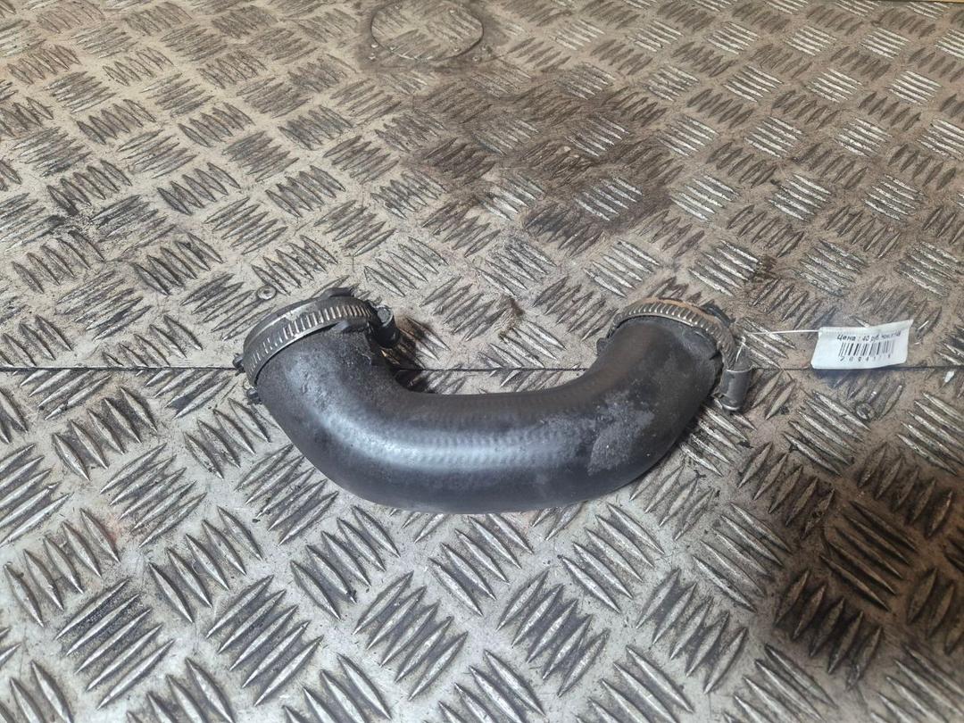 Патрубок интеркулера HPXGS9 Audi A4 - Фото 1