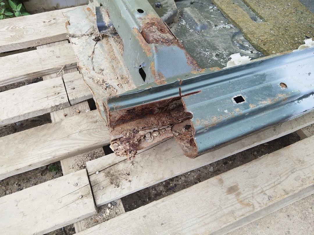 Стойка кузовная передняя правая W7PG66 Nissan Almera undefined