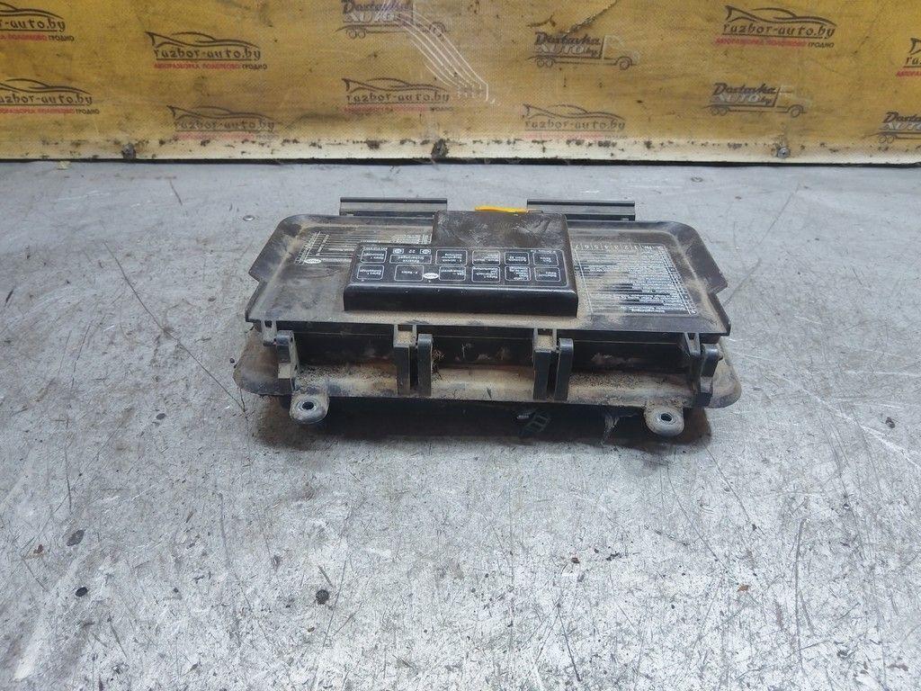 Короб предохранителей 42QFTZ Audi 80 - Фото 2