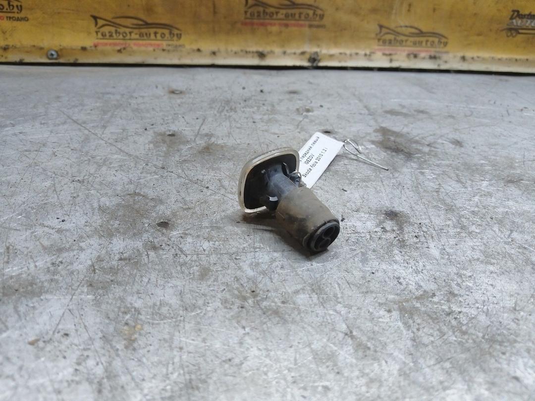 Повторитель передний левый 9GEZOV Skoda Fabia купить с доставкой