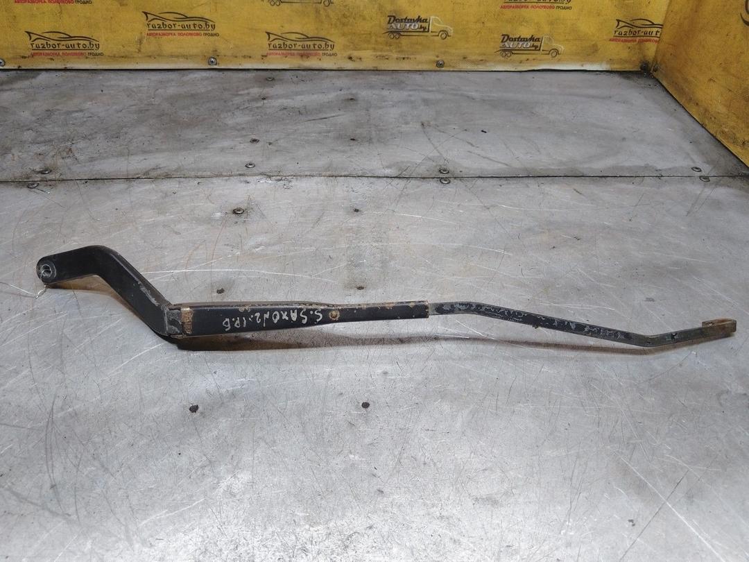 Щеткодержатель (поводок стеклоочистителя, дворник) S0G35M Citroen Saxo