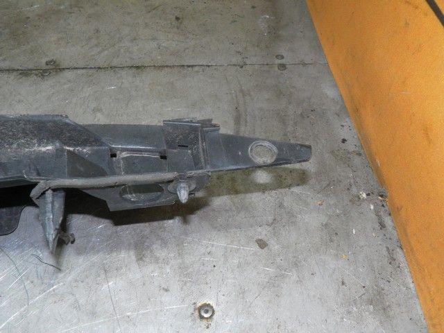 Решетка радиатора FQHMIQ Mazda 323F - Фото 3