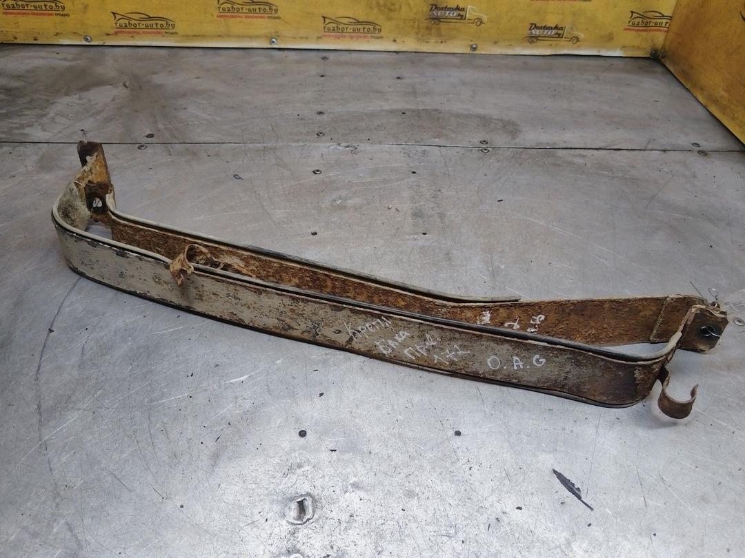 Крепление топливного бака IGKUZQ Opel Astra