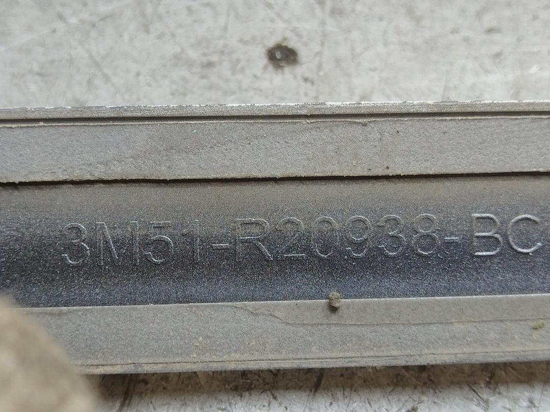 Молдинг двери передней левой IA9BQI Ford Focus - Фото 3