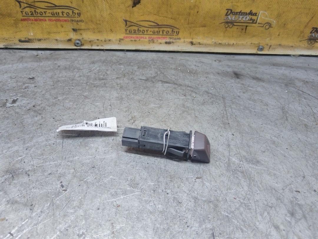 Кнопка аварийной сигнализации V4KKCR Volvo S40 купить