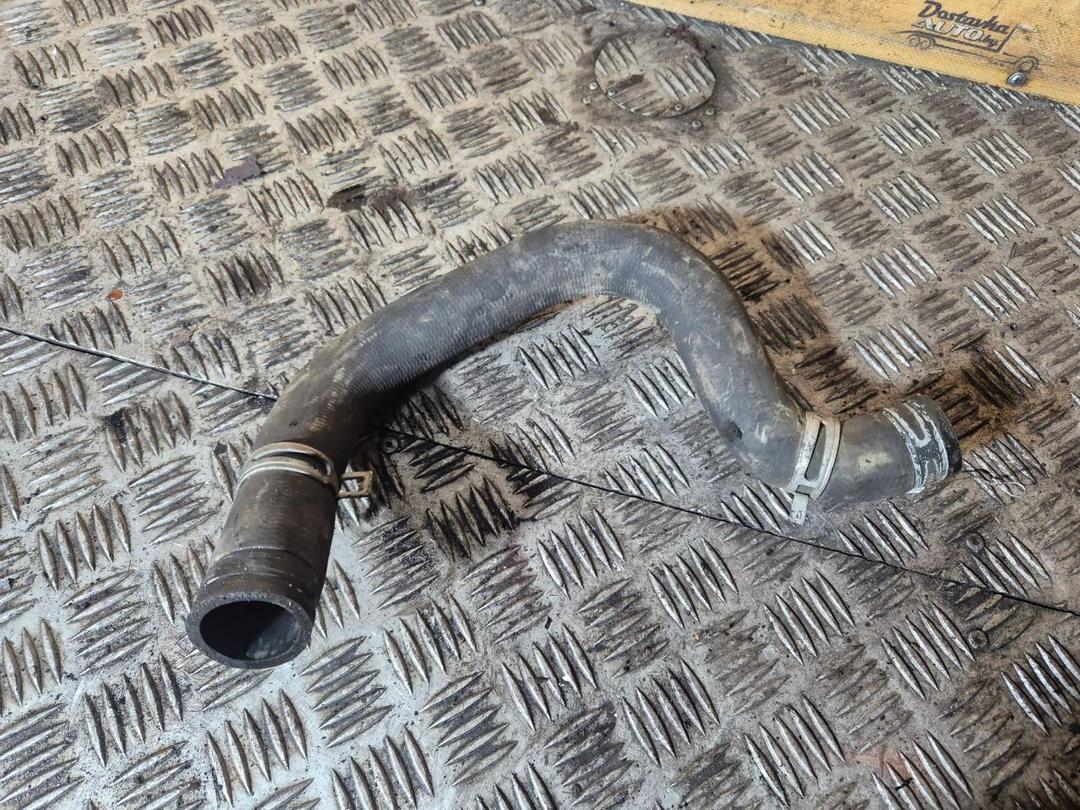 Патрубок радиатора N5VD8Y Peugeot 607