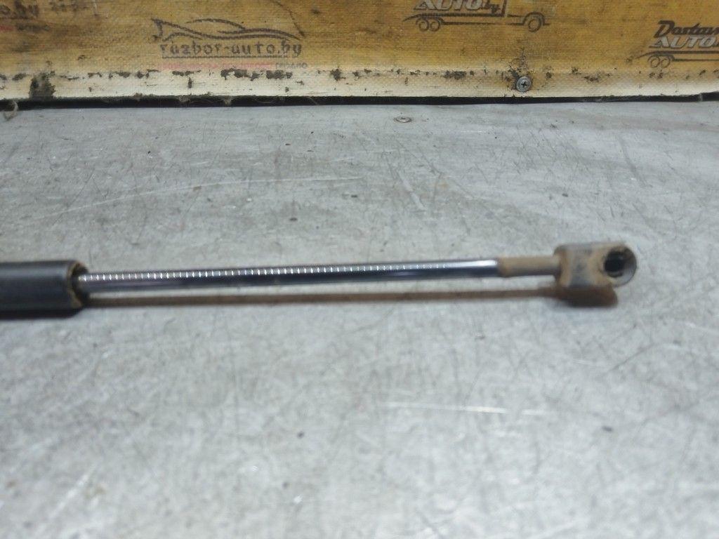 Амортизатор крышки багажника (3-5 двери) 63F9WQ Toyota Corolla Verso - Фото 3