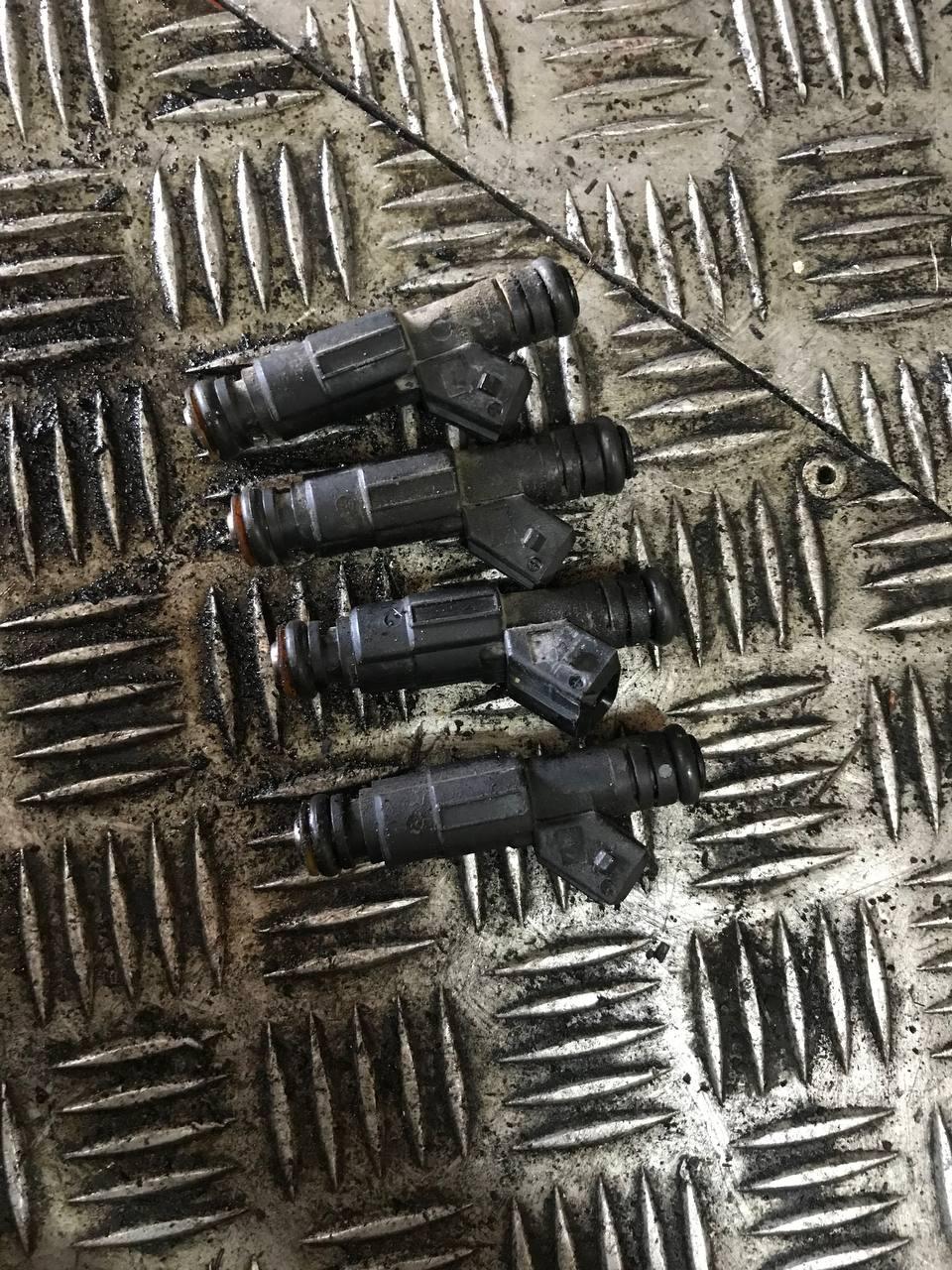 Форсунка H9G558 Rover 45 - Фото 2