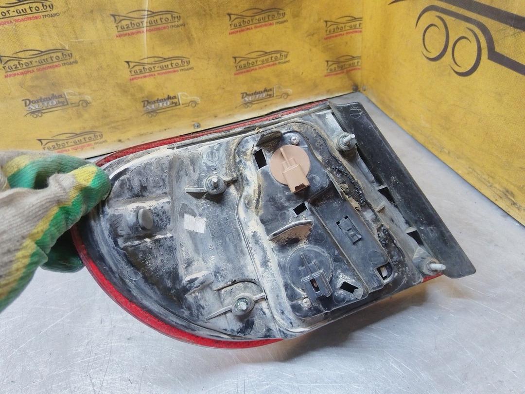 Фонарь задний правый YC66T1 Nissan Almera купить