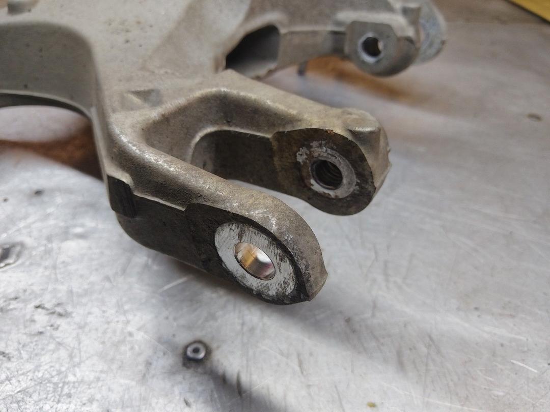 Рычаг задний правый B8QYIV Ford Fusion - Фото 2