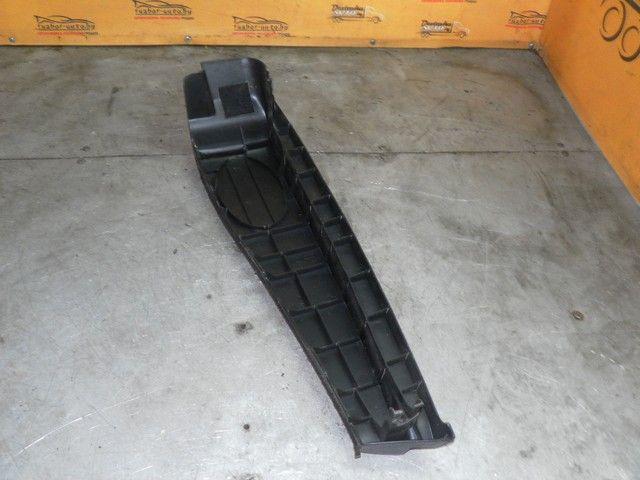 Обшивка багажника 8NW9WM Volkswagen Golf купить