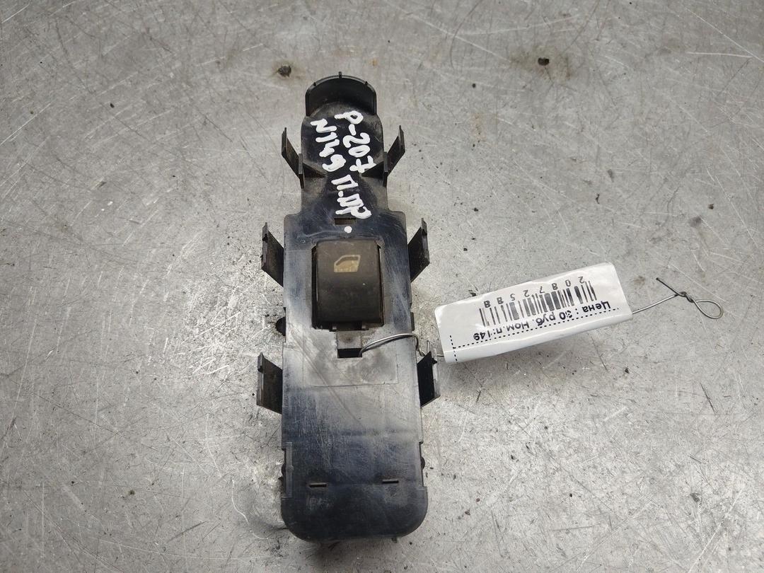 Кнопка стеклоподъемника переднего правого R7COF3 Peugeot 207 - Фото 1