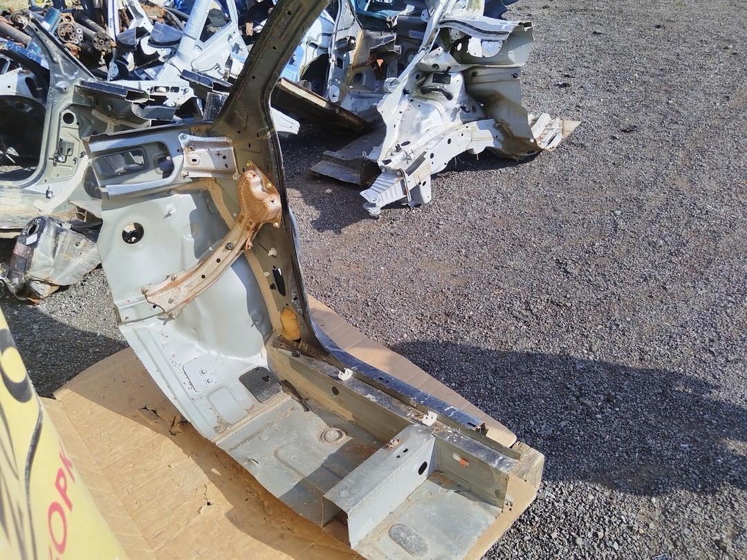 Стойка кузовная передняя правая V31NST Toyota Yaris - Фото 2