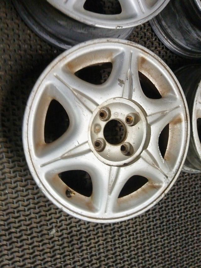 Диск литой R15, 4x100 Renault Laguna 1997 YE0MGI YE0MGI Renault Laguna купить бу для вашего авто.