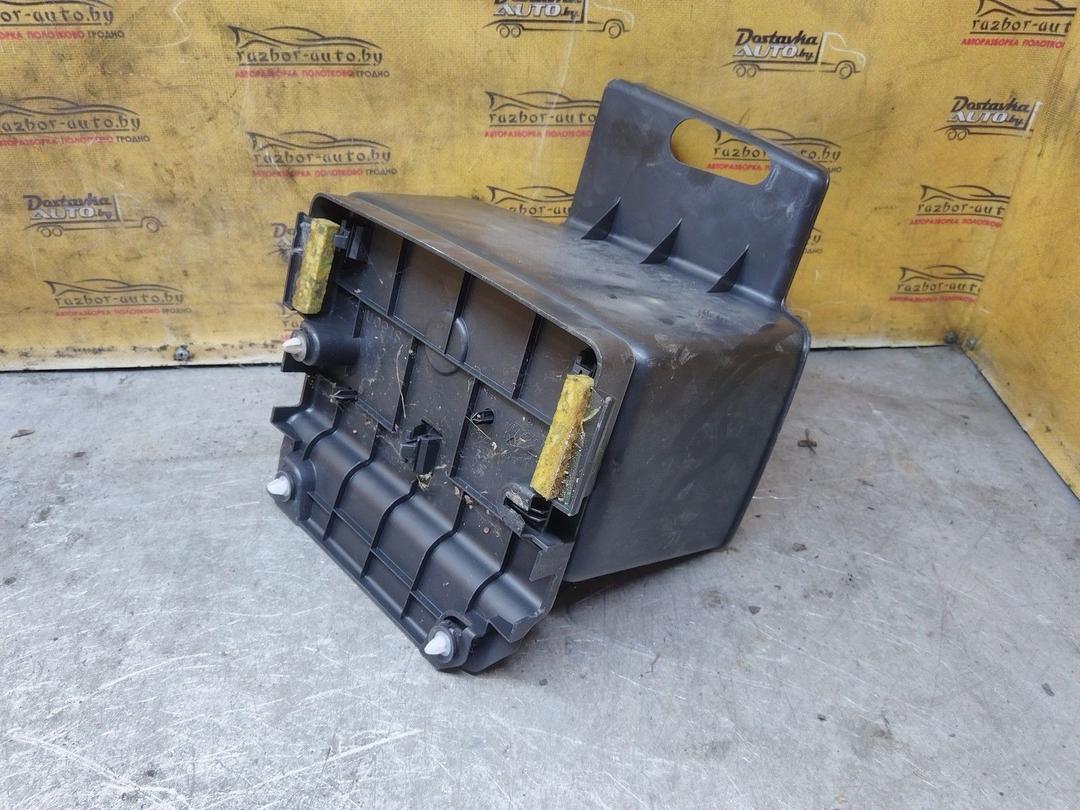 Обшивка багажника XIAQZ6 Peugeot 407 купить на авторазборке