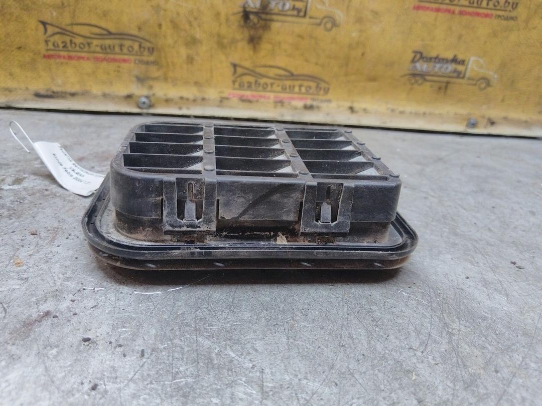Решетка вентиляции кузова V9JEAH Skoda Fabia купить в магазине запчастей бу