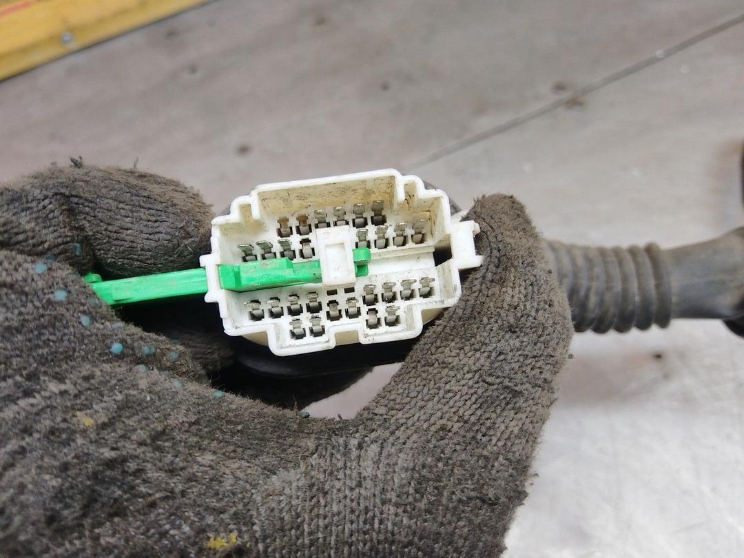 Проводка двери передней левой T4VTOF Mazda Premacy - Фото 2