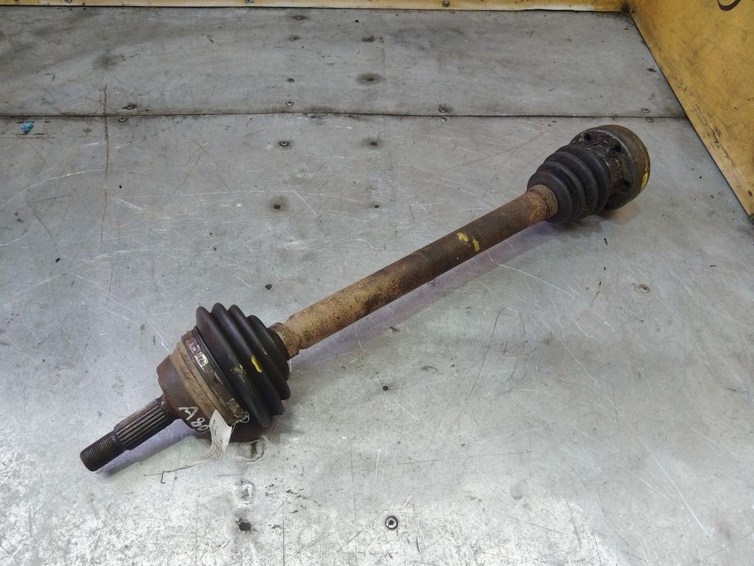 Полуось передняя правая (приводной вал, ШРУС) GWR2F5 Audi 80