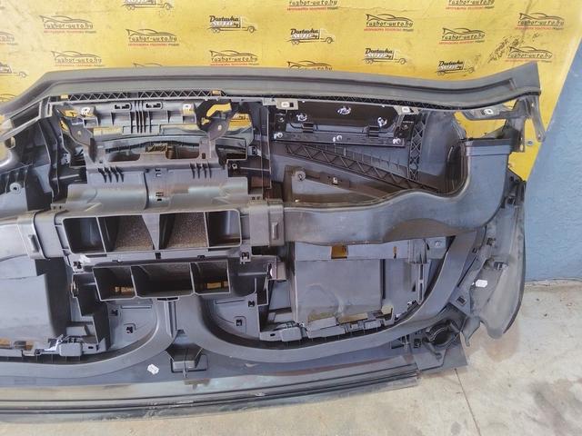 Панель передняя салона (торпедо) QRYQ9Z Citroen C4 Grand Picasso undefined