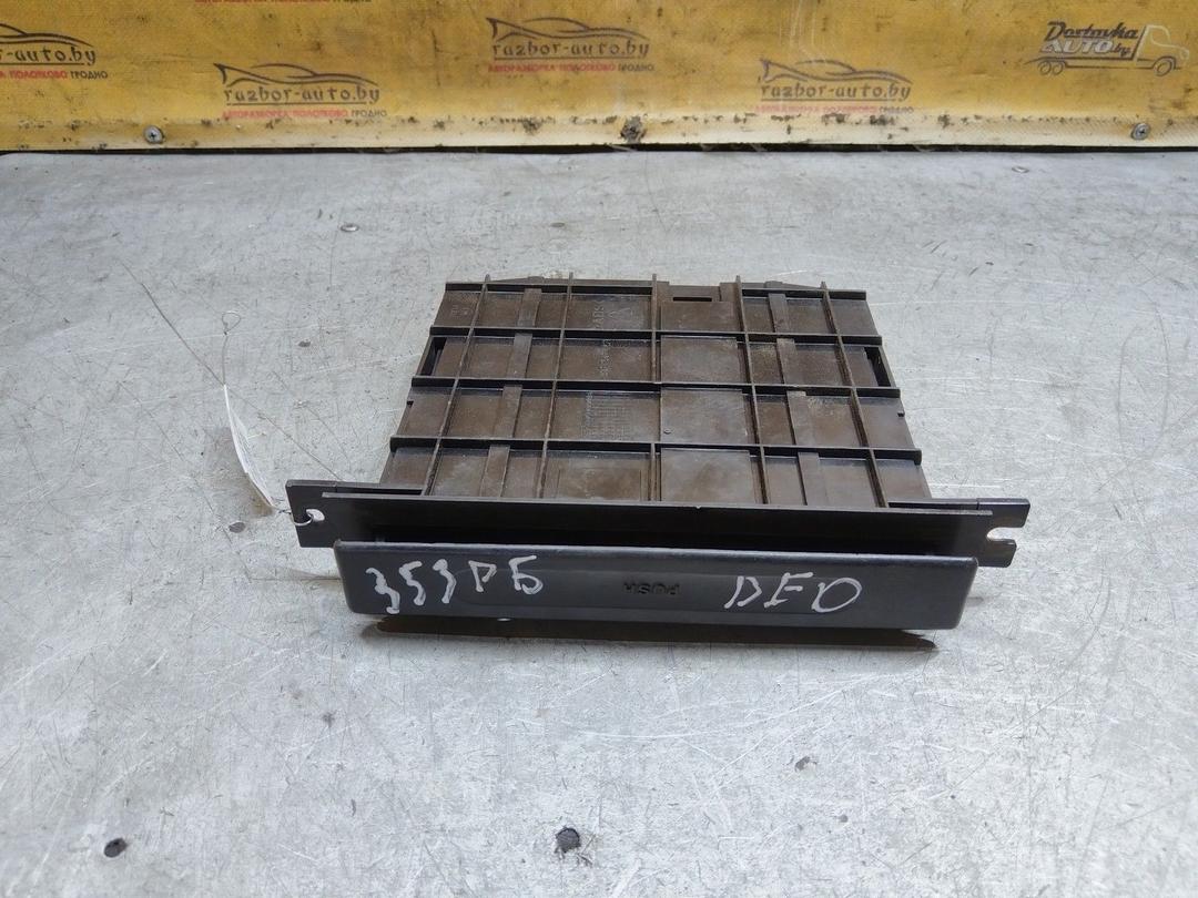 Подстаканник K047JZ Daewoo Nubira