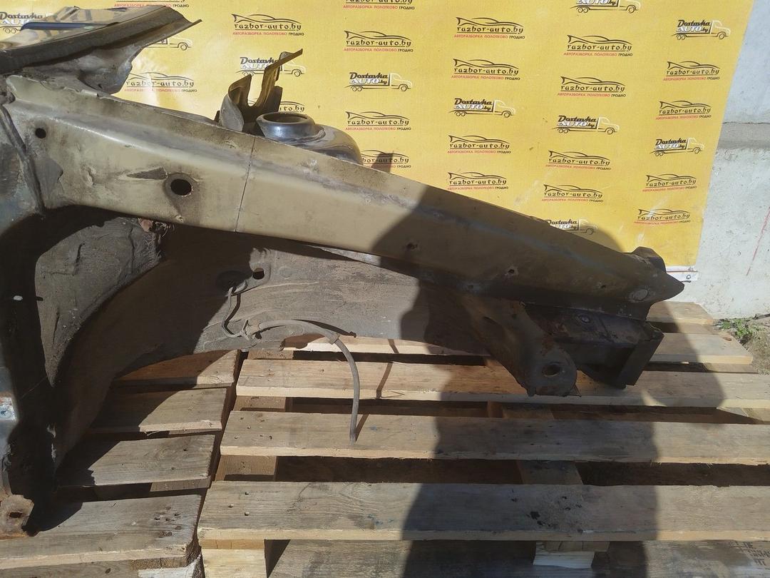 Стойка кузовная передняя правая Q39MZ5 Volkswagen Golf купить в магазине запчастей бу