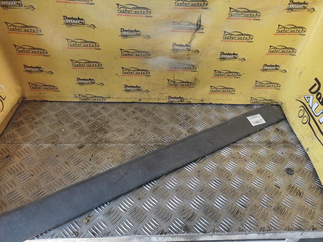 Молдинг двери передней правой ZQP0P2 Volkswagen Passat - Фото 1