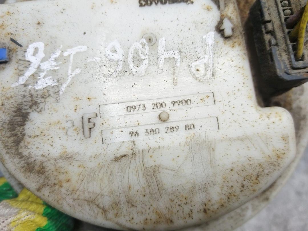 Колба в бак R5VQTR Peugeot 406 купить на авторазборке