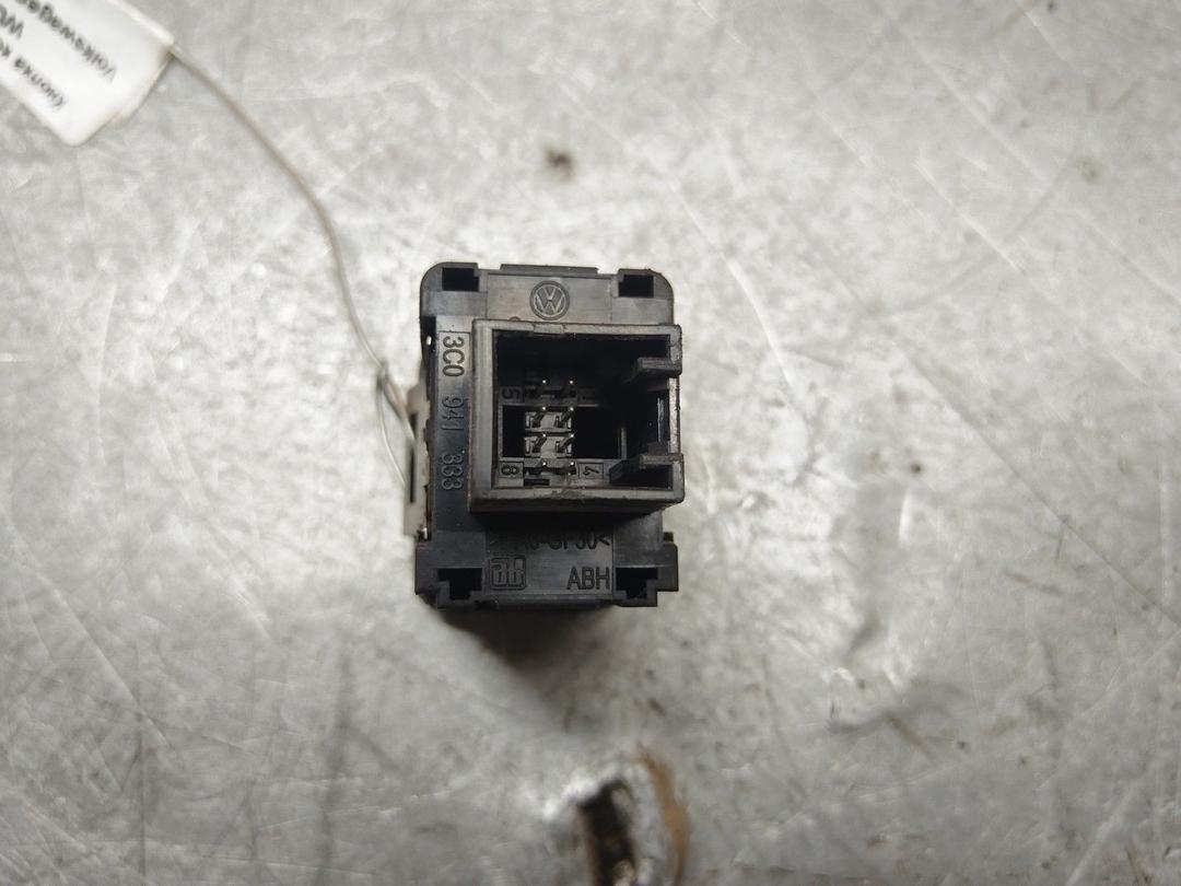 Кнопка корректора фар WULXOB Volkswagen Passat купить в магазине запчастей бу