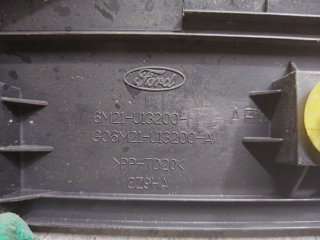 Накладка на порог внутренняя передняя правая SI7UQ6 Ford Mondeo купить в магазине запчастей бу