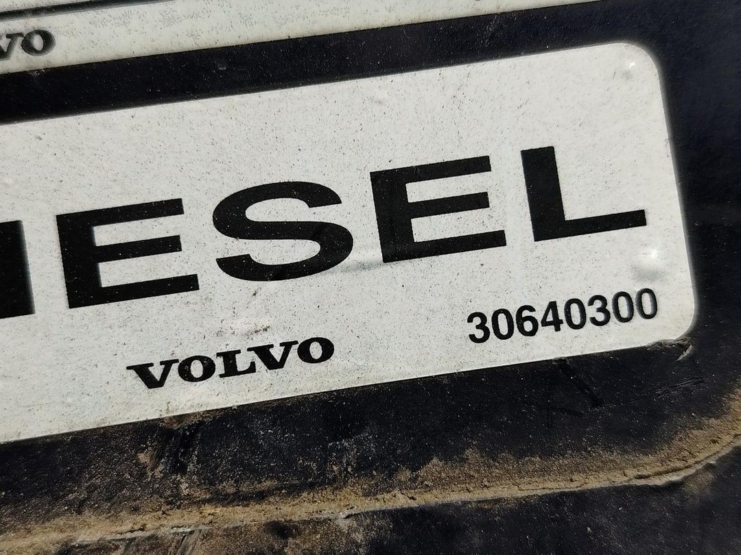 Лючок топливного бака 14EUR2 Volvo V50 - Фото 4