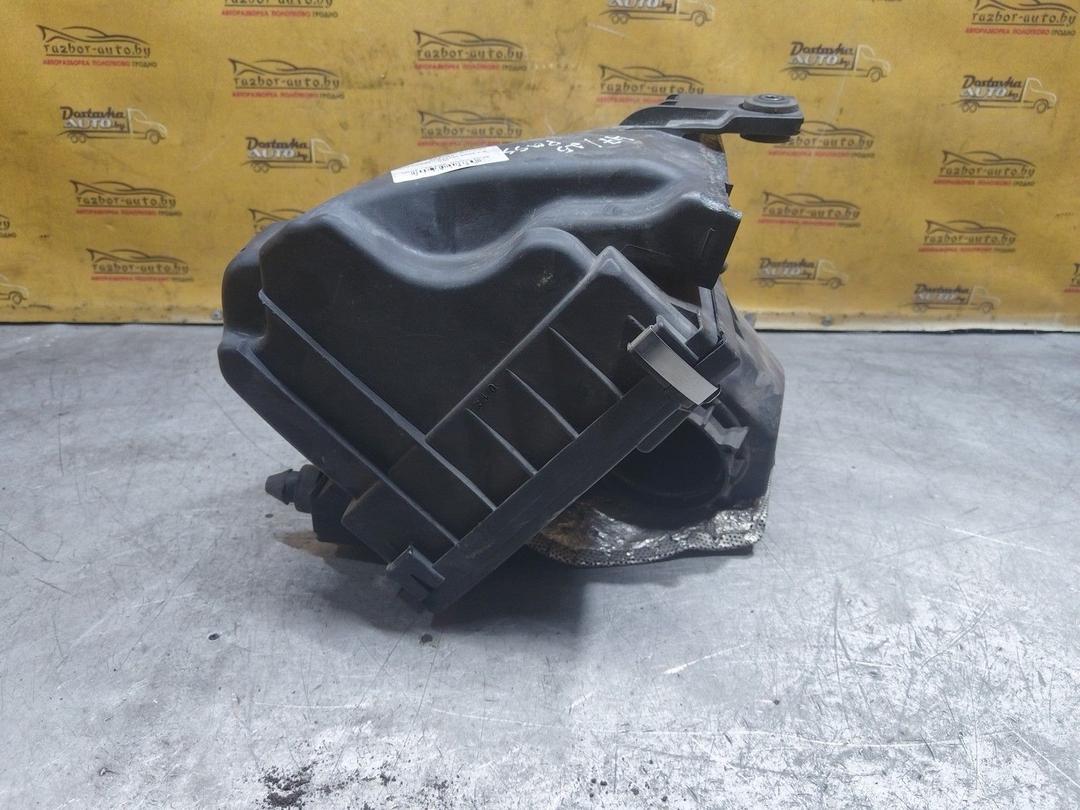 Корпус воздушного фильтра 5H8YGX Volkswagen Passat купить