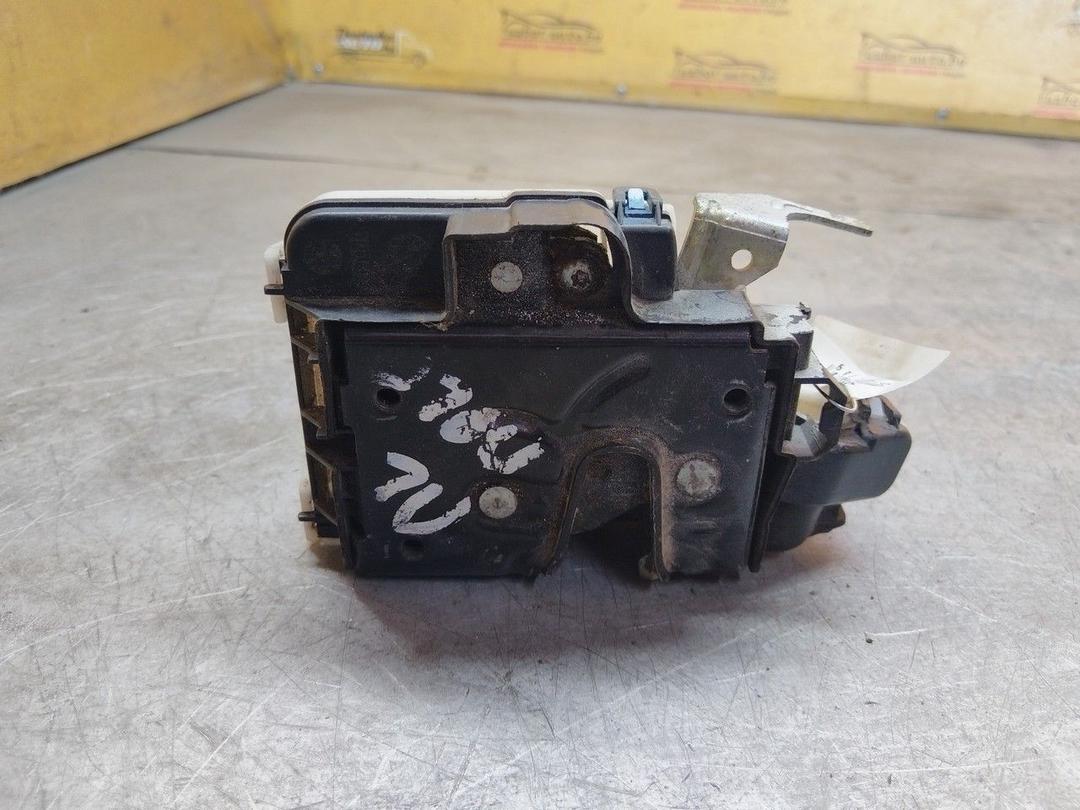 Замок двери передней левой TNUIZZ Volkswagen Polo - Фото 1