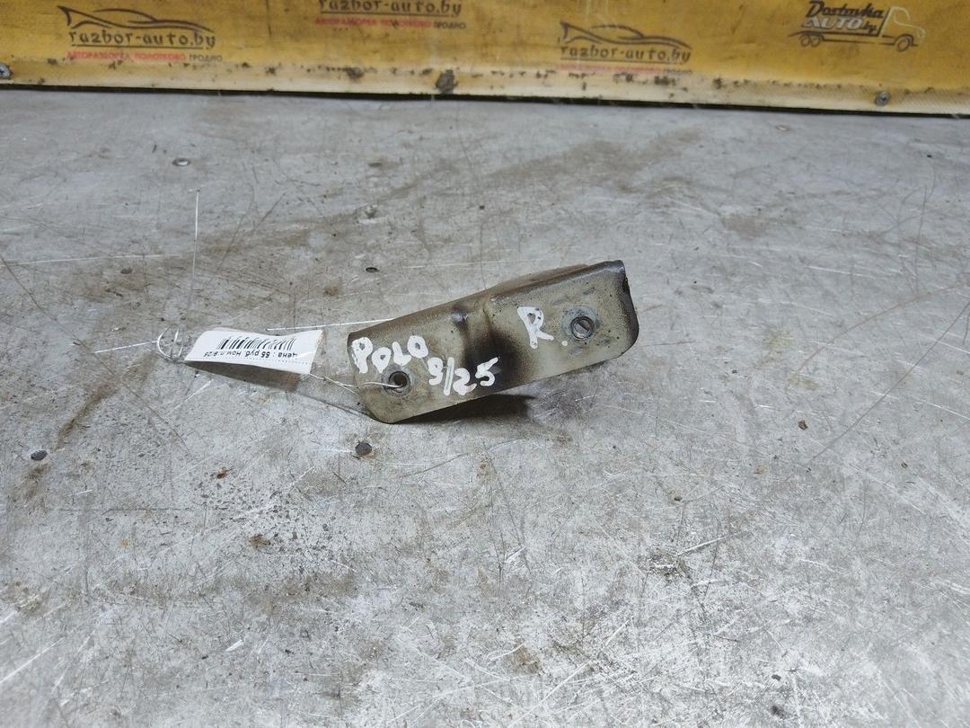 Кронштейн крепления крыла переднего правого 0X11UC Volkswagen Polo купить