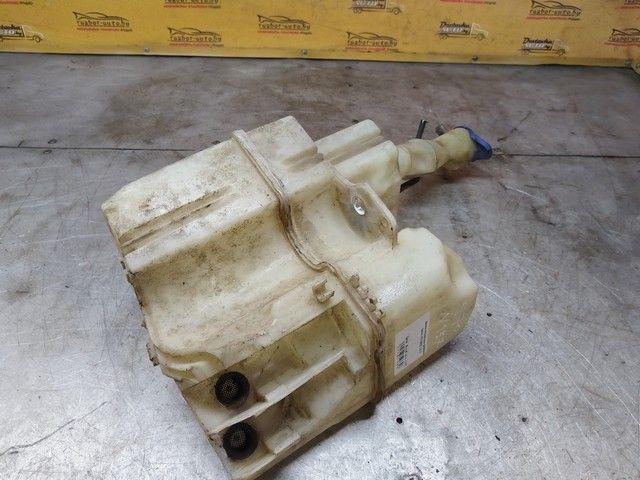 Бачок омывателя QM68HH Volvo V70 купить