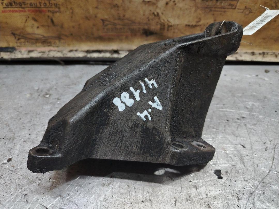 Кронштейн двигателя B0MZL5 Audi A4 - Фото 1