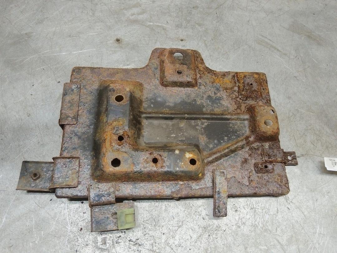 Полка аккумулятора 9C43LM Hyundai Trajet купить