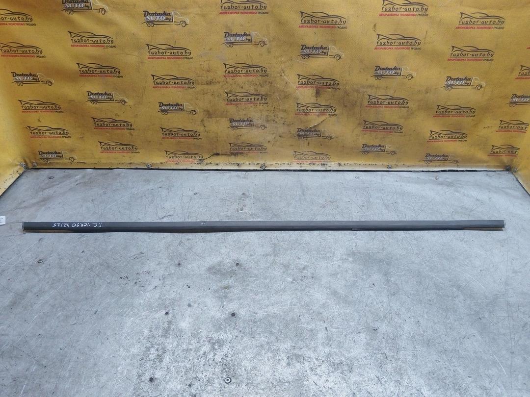 Молдинг стекла двери задней левой наружный J8G26C Toyota Corolla Verso купить