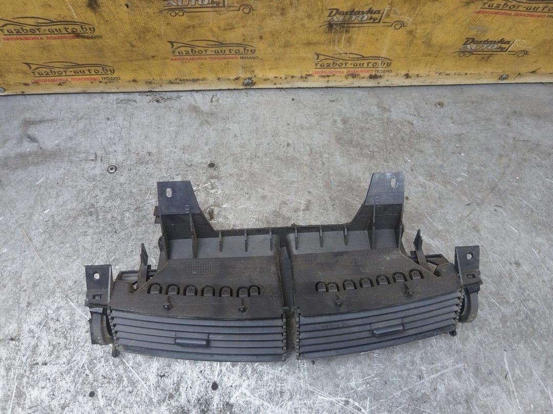 Дефлектор обдува салона 3CKX3H Renault Espace купить