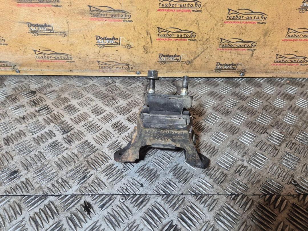 Подушка крепления двигателя 46KT8Y Ford Mondeo