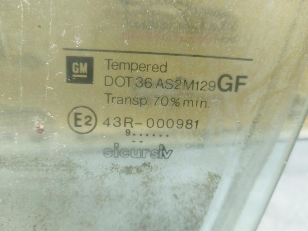 Стекло двери задней левой J51GIN Opel Vectra купить с доставкой