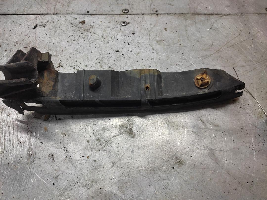 Кронштейн крепления бампера переднего YACZQS Audi A3 - Фото 1