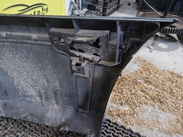 Бампер задний 1ZVN3W Renault Safrane undefined