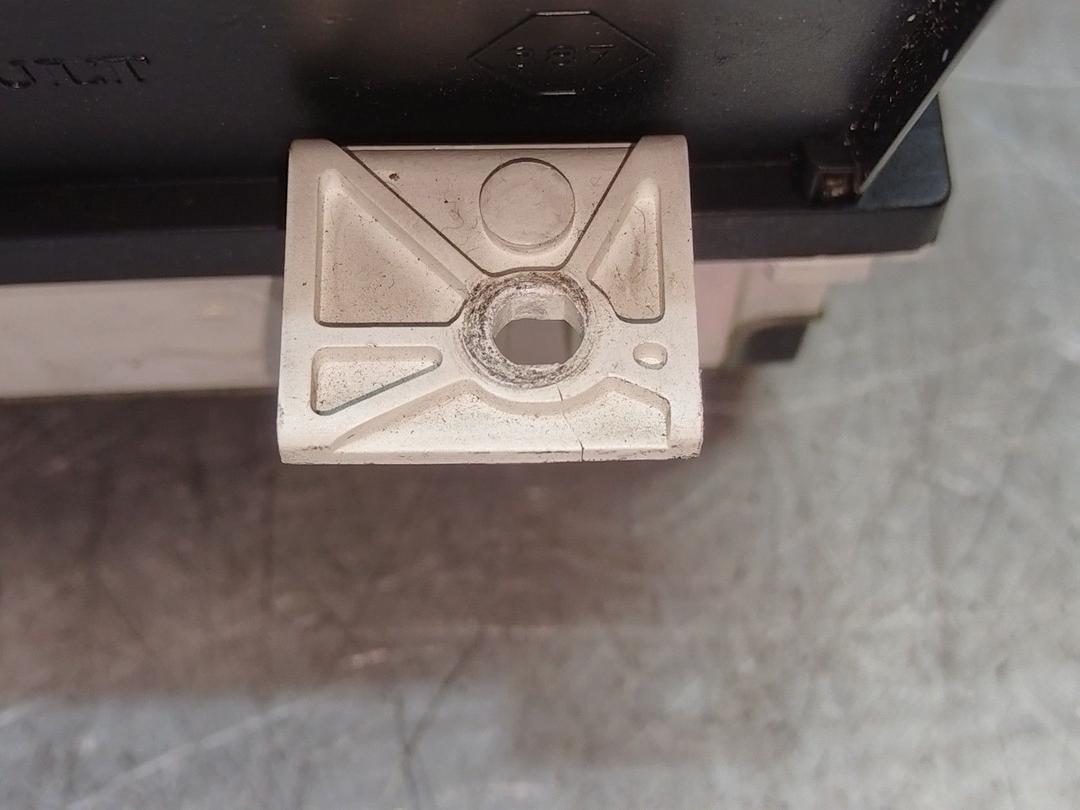 Щиток приборов (приборная панель) 6PZLIN Renault Safrane купить с доставкой