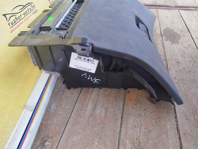 Бардачок YV5JI8 BMW 3 E46 купить с доставкой