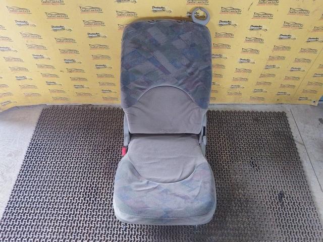 Сиденье заднее E9FD84 Citroen Xsara Picasso - Фото 1