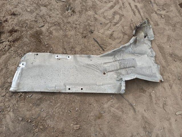 Тепловой экран глушителя JI8D8V BMW X5 E53 - Фото 2