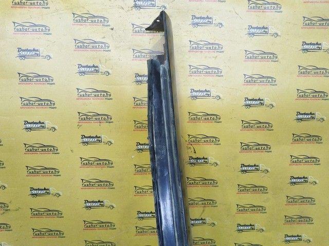 Накладка на порог UM0VPB Toyota Avensis undefined